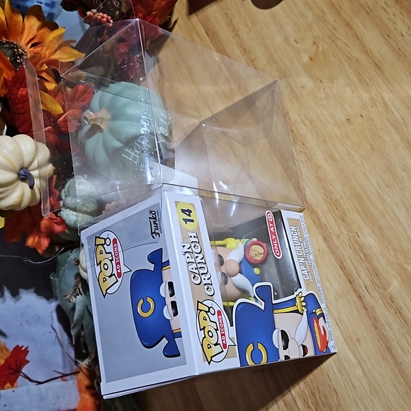 Funko Pop Cap'n Crunch #14 exclusive  from Target includes protective box - Picture 7 of 8